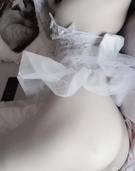 女人18毛片一区二区三区免费看_超清HD高清在线观看