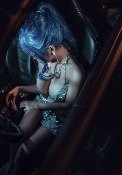 人妻柳薇开始迎合他的冲撞_BD英语完整版观看