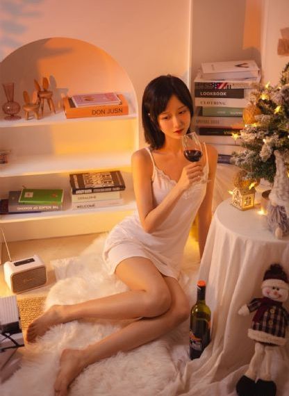 粉嫩人妻夜夜嗨AV_1080电影完整版在线观看