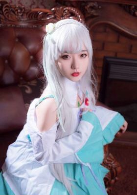 欲艳乳两男一女_国产剧免费观看韩国