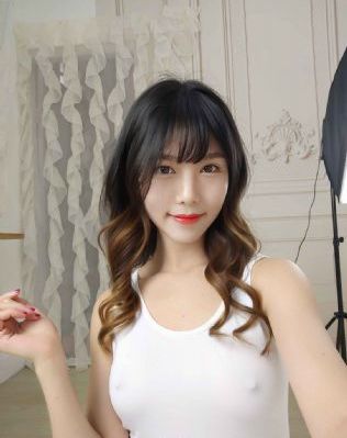 黄色三级免费网站免费_BD英语BD在线观看