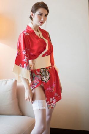 成人久久精品一区二区_720全集免费播放