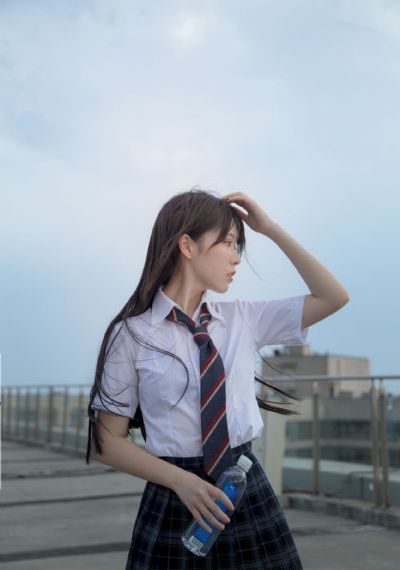 免费观看又黄又硬又爽的视频嘿嘿_720电影在线看