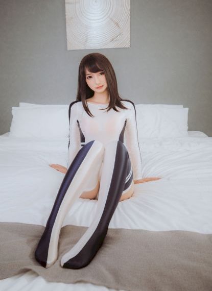 女女互摸吃奶互慰视频免费app_720高清免费观看