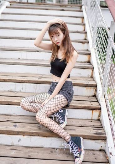 ass丰肥大肥腚_BD英语高清完整版