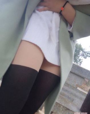 少妇下蹲无内裤露出毛_BD韩语手机在线观看