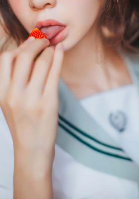 亚洲精品久艹操久操久操精品在线_HD完整视频观看